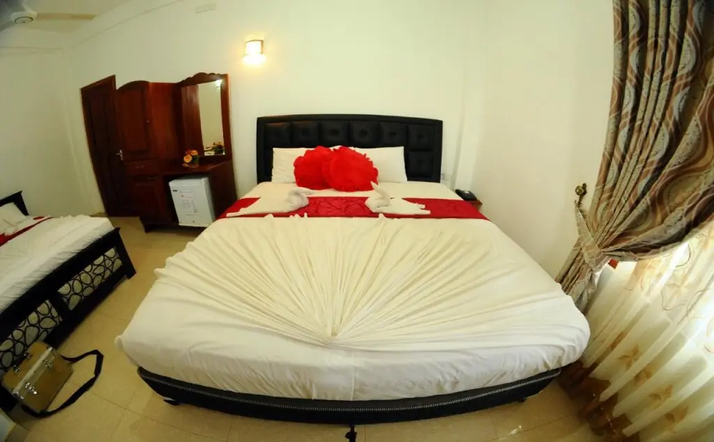 Анурадхапура: Happy Leoni Hotel