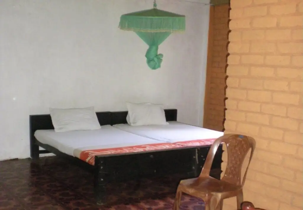 Анурадхапура: Charm Inn Tourist Rest