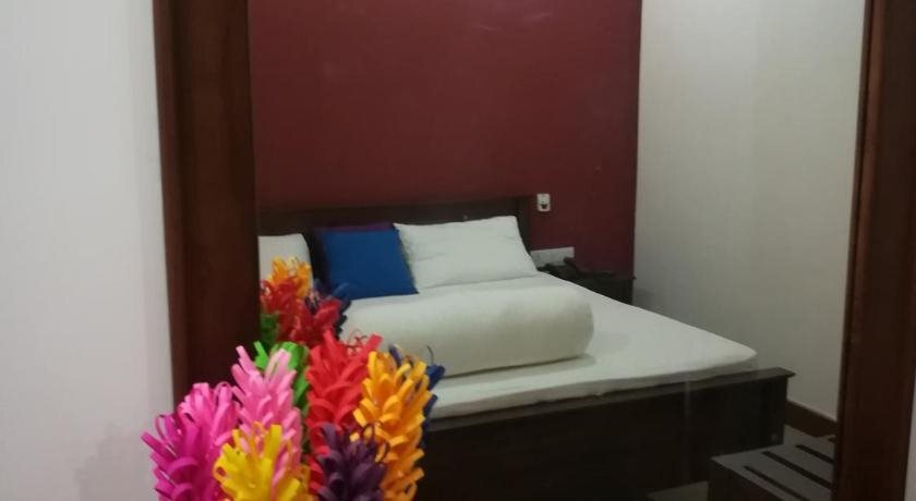 Анурадхапура: Hotel Savonrich