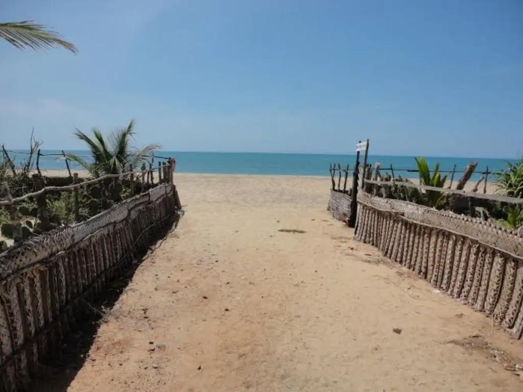 Аругам-Бэй: Top Ten Beach Hotel