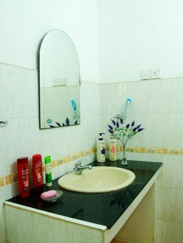 Канди: Jayabo Residence