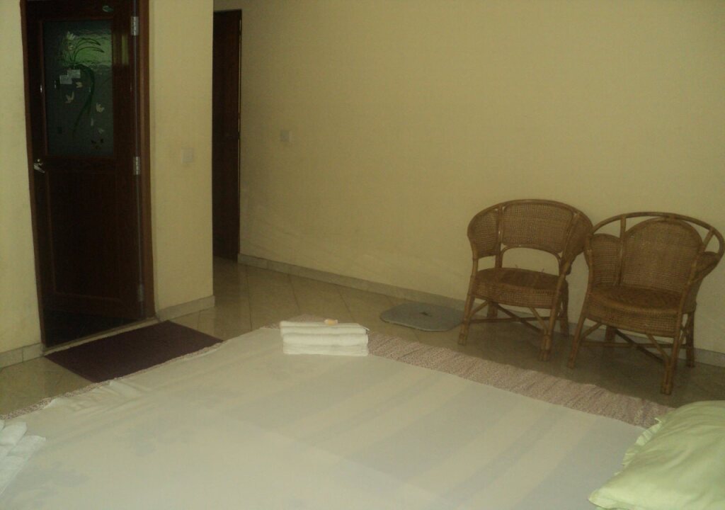Пиннавала: Rundeepa Hotel