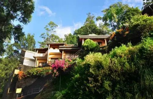 Элла: Sky Green Resort
