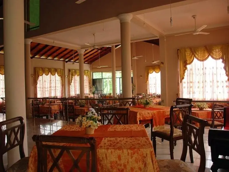 Курунегала: Hotel Sandaliyan