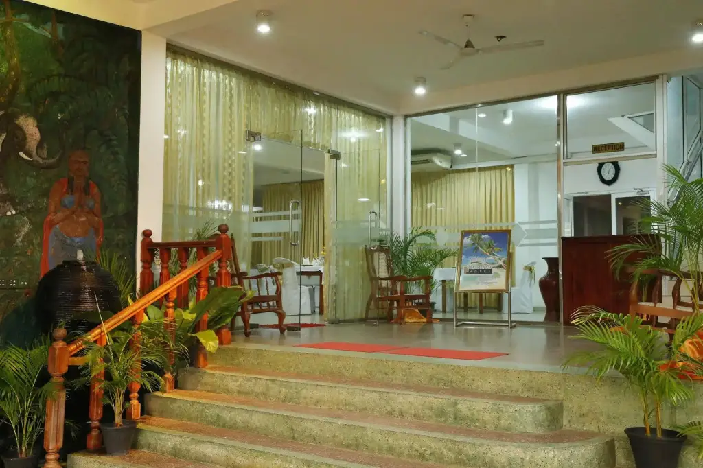 Hotel Aradhana — фото 1