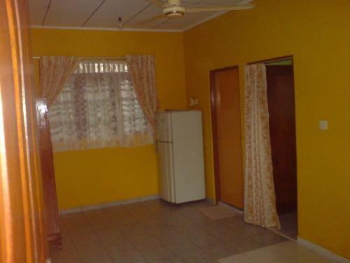 Хиккадува: Hikka Green Family House