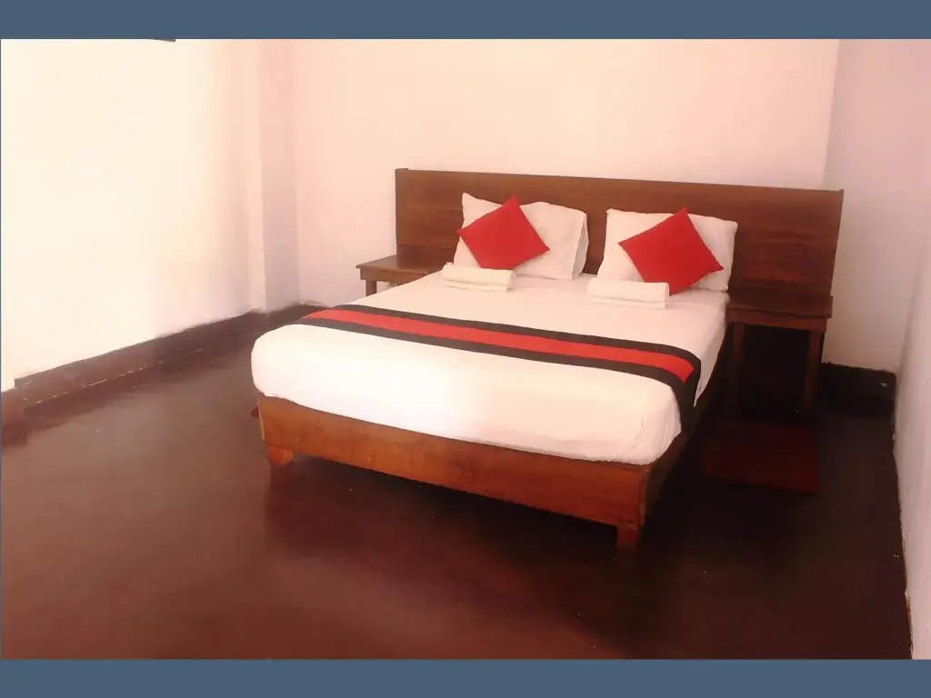 Канди: 256 Townhouse Rest