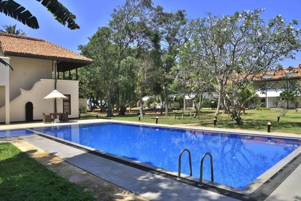 Ваддува: Hibiscus Beach Hotel And Villas