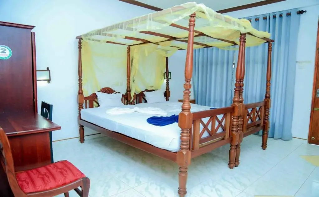 Тангалла: Gayana Hotel