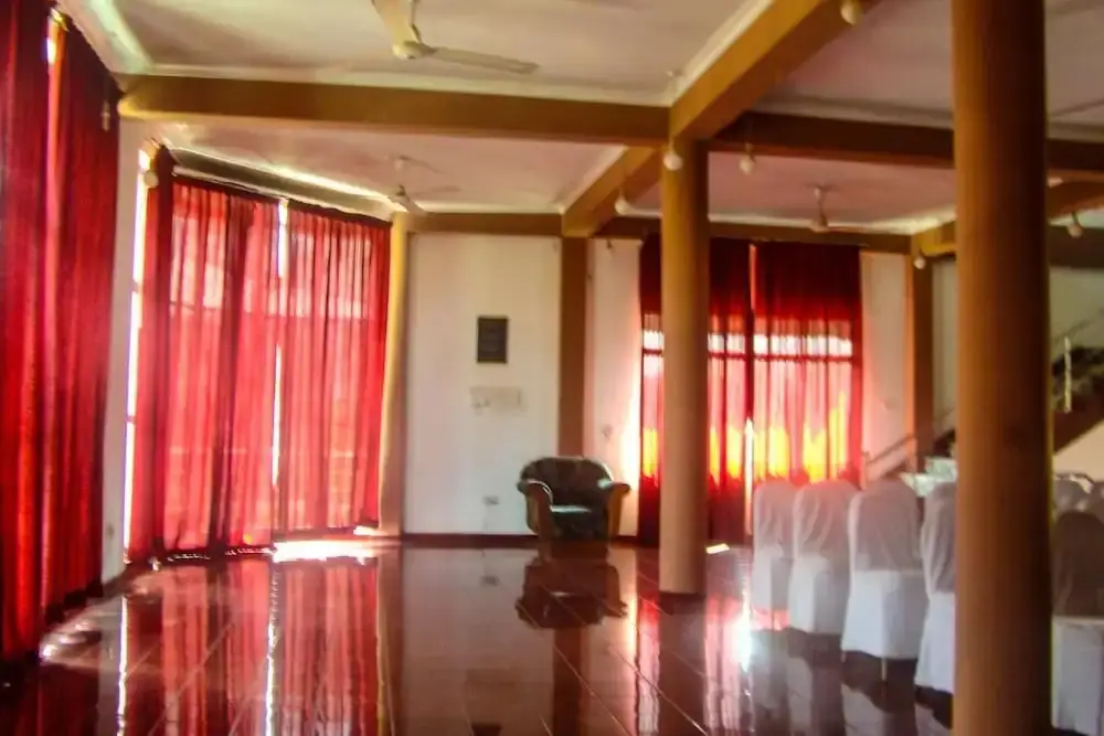 Дамбулла: Hotel Mahawasala