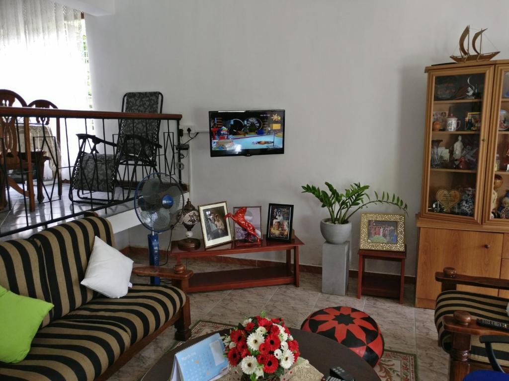 Хиккадува: Samanala Garden Holiday Home