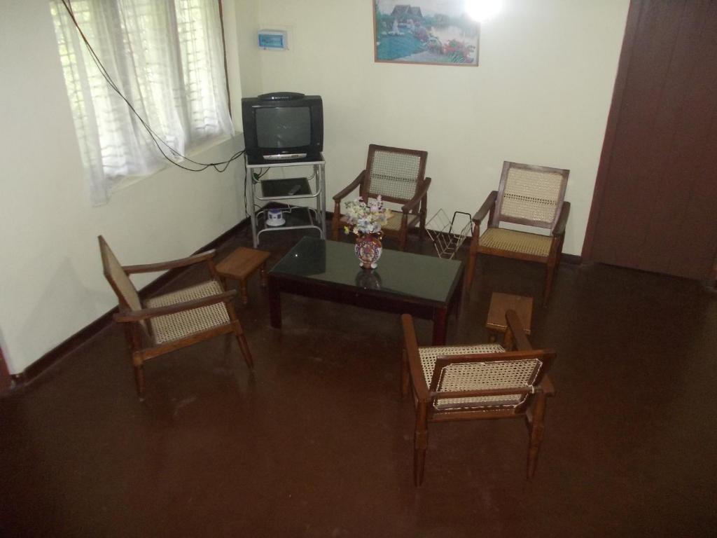 Хиккадува: Samanala Garden Holiday Home