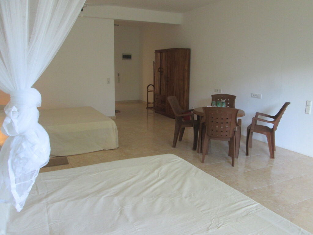 Ахунгалла: Raja Beach Hotel