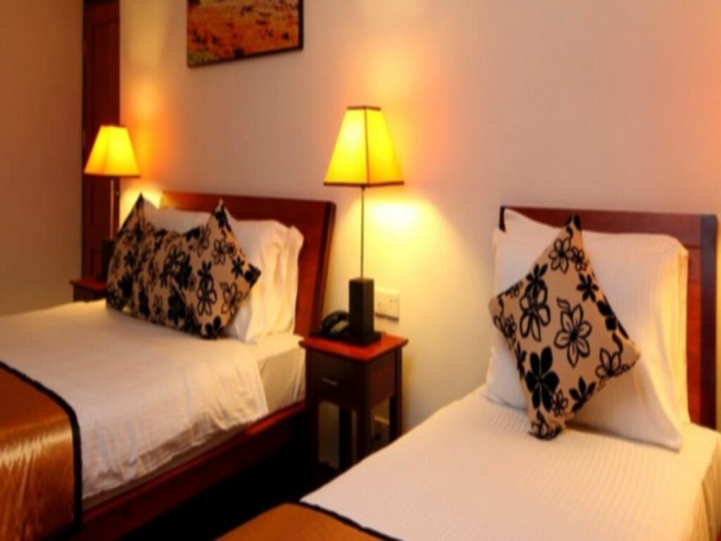 Нувара-Элия: Glenfall Reach Hotel