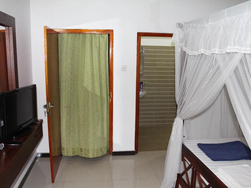 Хиккадува: Rohan Villa