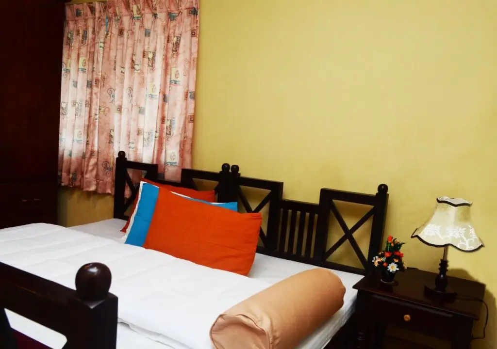 Нувара-Элия: HillCrest Villa