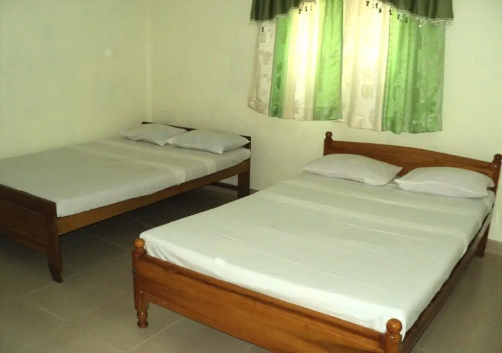 Миннерия: Herath Holiday Inn