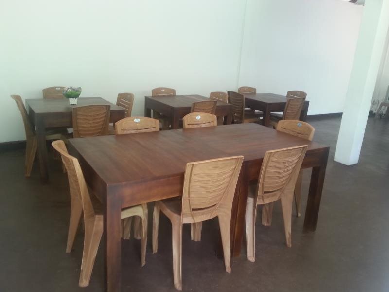 Миннерия: Herath Holiday Inn