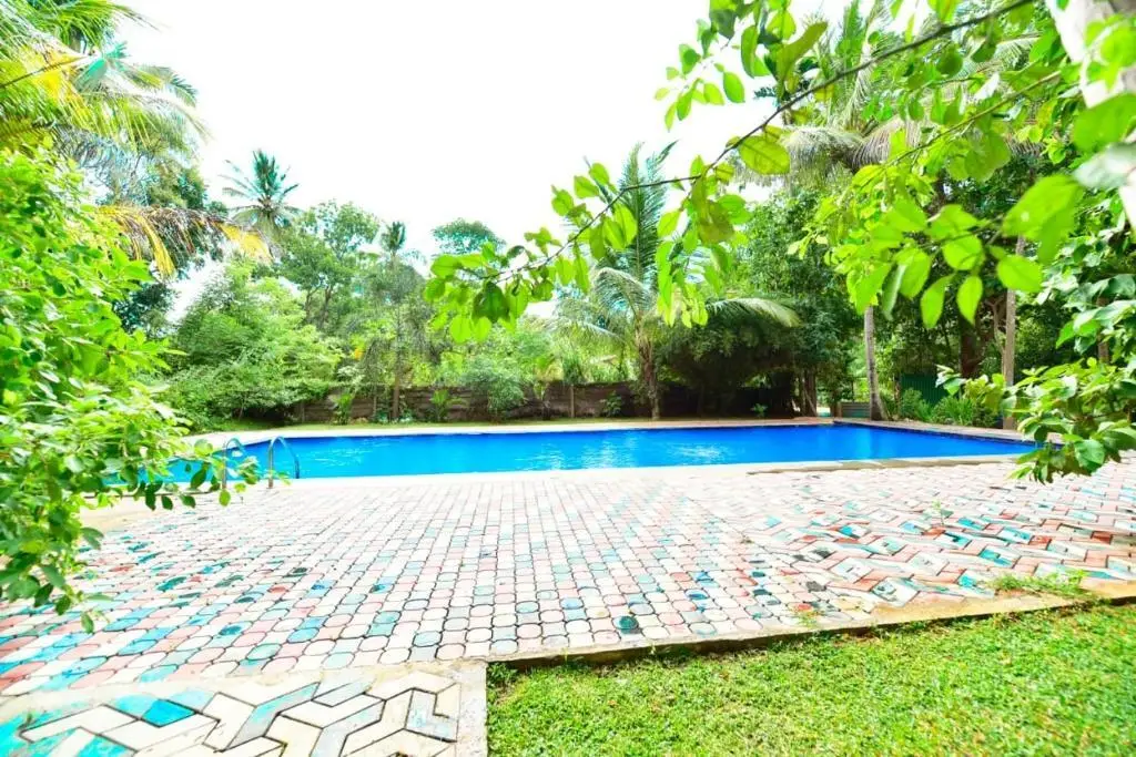 Хингуракгода: Ariya Rest House