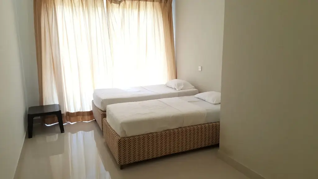 Канди: Lake View Rest