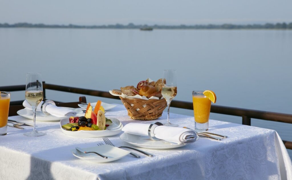 Полоннарува: EKHO Lake House Polonnaruwa