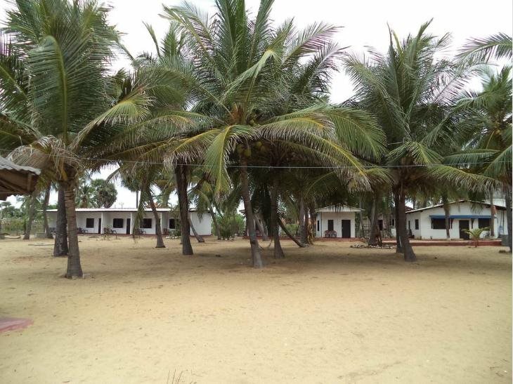Аккарайпатту: Hotel Sea Sand
