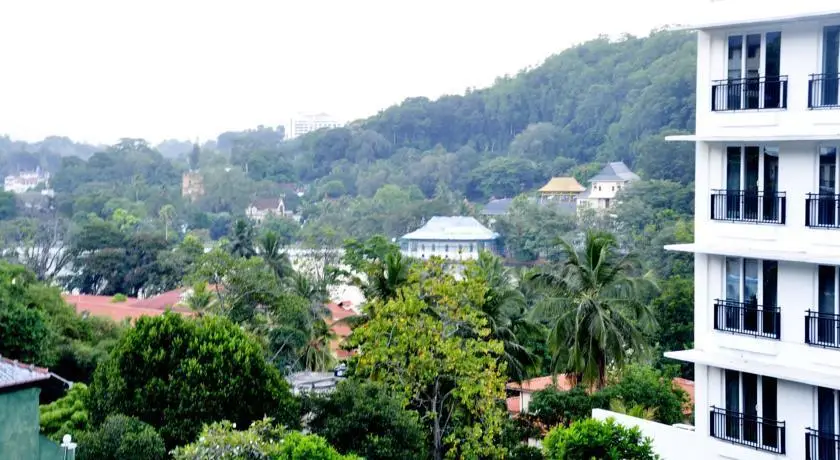 Golden View Rest Kandy — фото 1