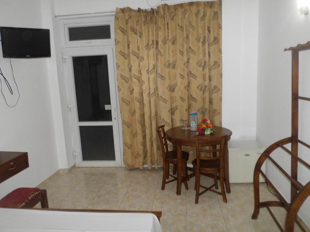 Тиссамахарама: Owin Rose Yala Safari Hotel