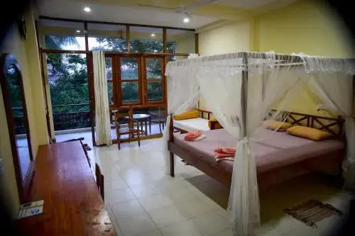 Хиккадува: Hotel Finlanka