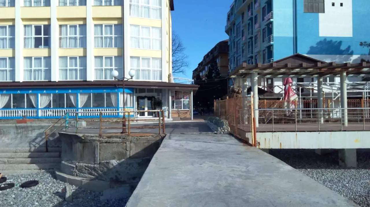 Красная Поляна: Студия у моря