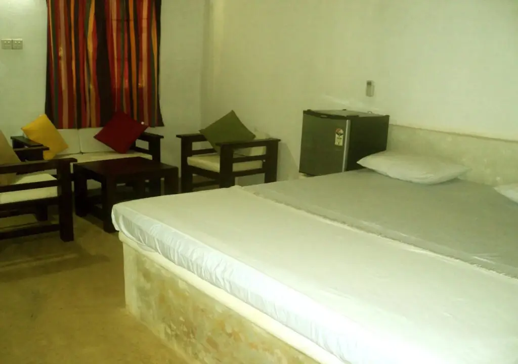 Путталам: Royal Green Garden Hotel