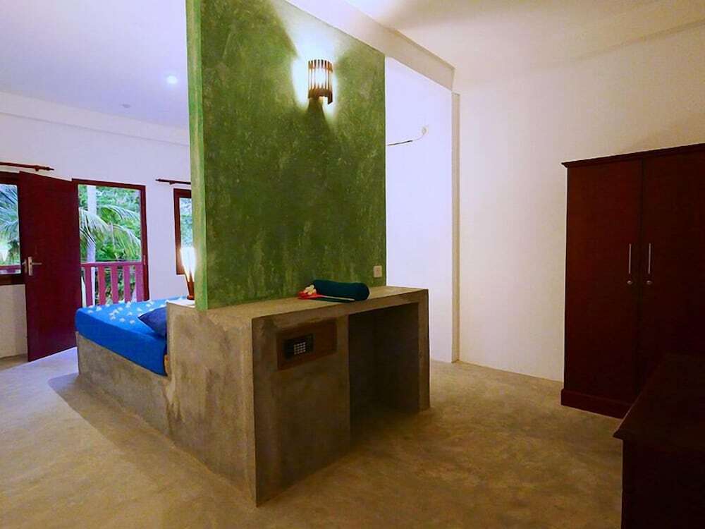 Талалла: Secret Bay Hotel