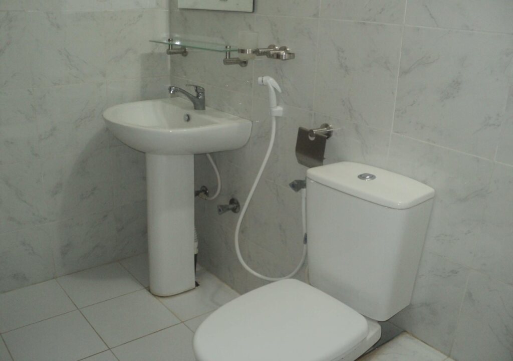Келания: Nilambara Hotel Colombo