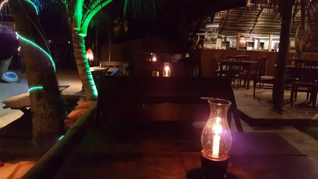Хиккадува: The Den Guest House