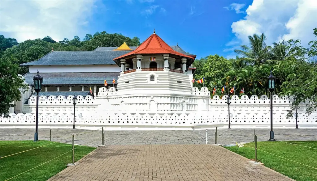 Канди: The Kandy House
