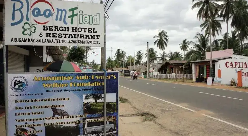 Аругам-Бэй: Bloomfield Beach Hotel and Restaurant