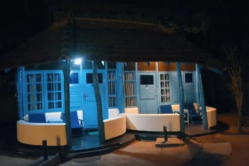 Tsunami Beach Hotel — фото 1
