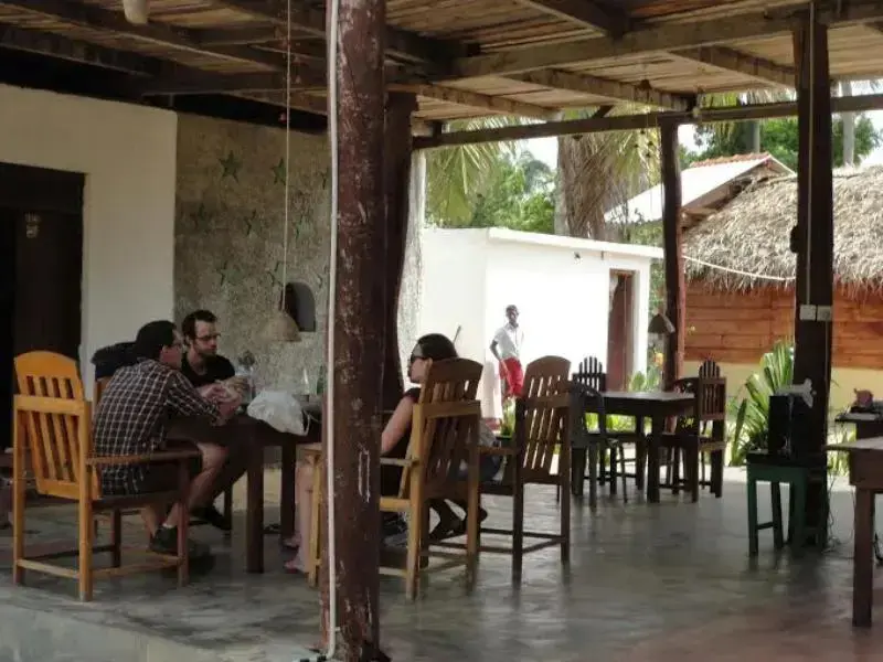 Калуванчикуду: Luckmins Guest House