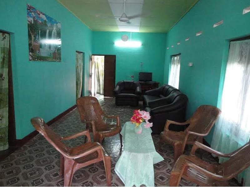 Калуванчикуду: Luckmins Guest House