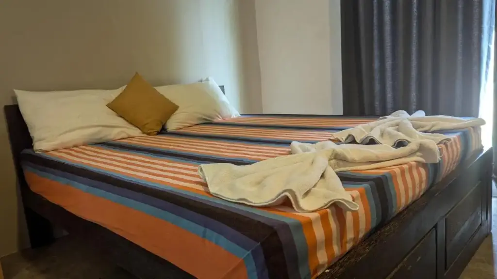 Хингуракгода: Home Stay