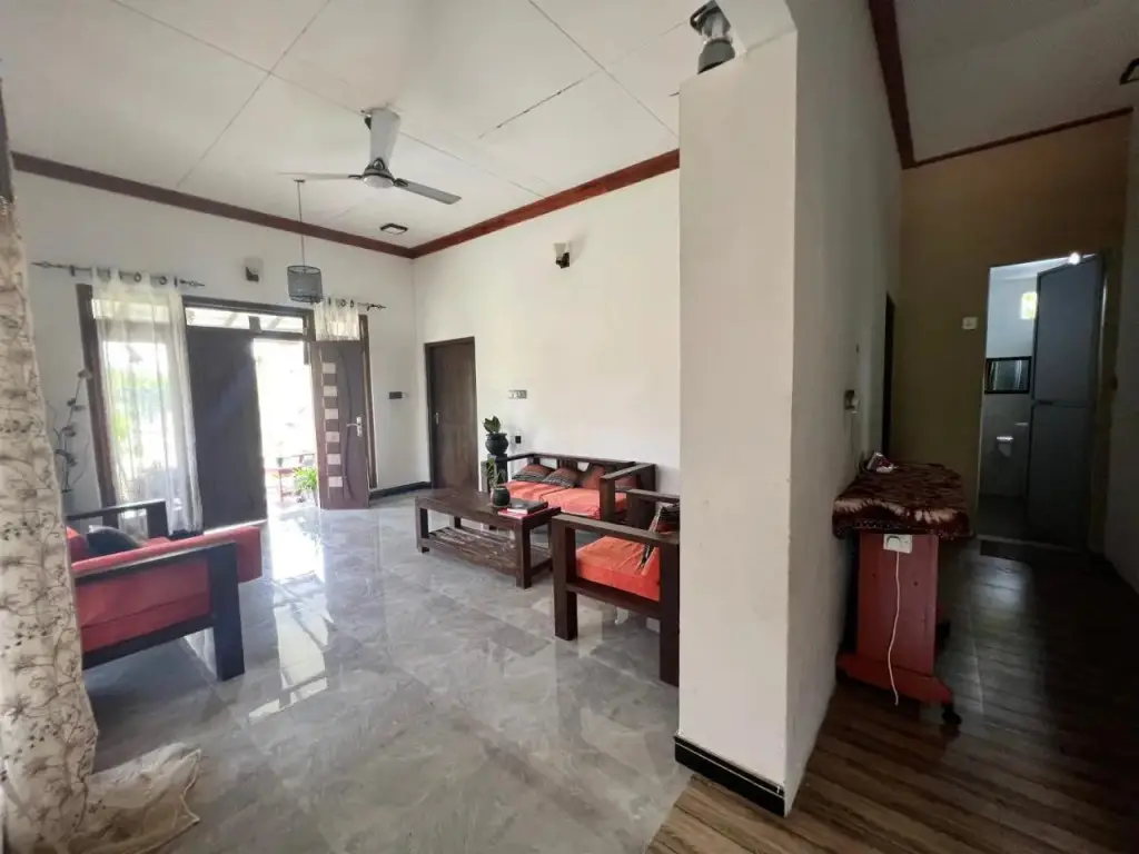 Хингуракгода: Home Stay
