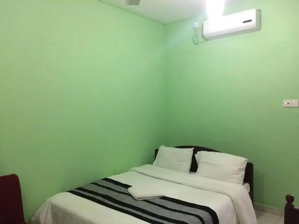 Канди: Empire Valley Hotel