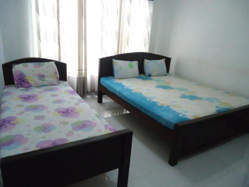 Полоннарува: Senanayaka Holiday Inn