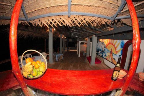 Хиккадува: Surfing Beach Guest House