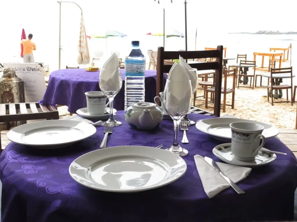 Унаватуна: Manidi Beach Resort