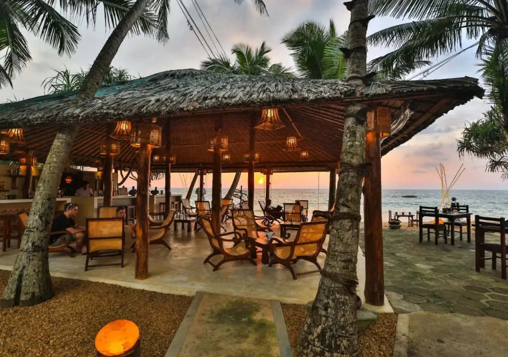 Индурува: Thejan Beach Cabanas