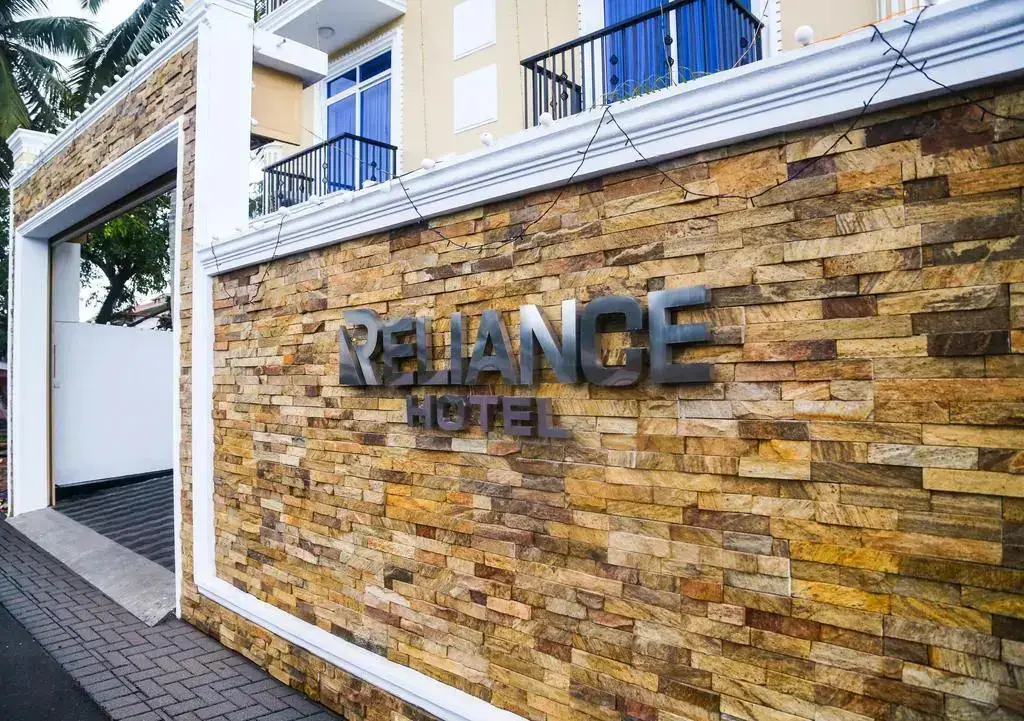 Reliance Hotel — фото 1