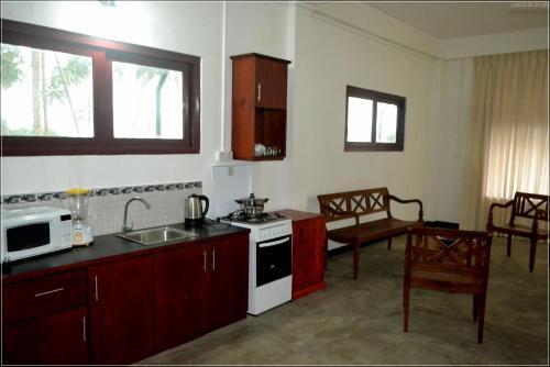 Ваддува: Claremont Lanka