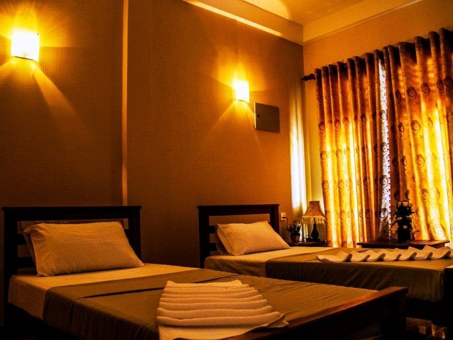Hotel Nilketha — фото 1