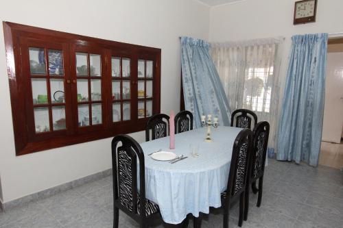 Негомбо: Canton Homestay
